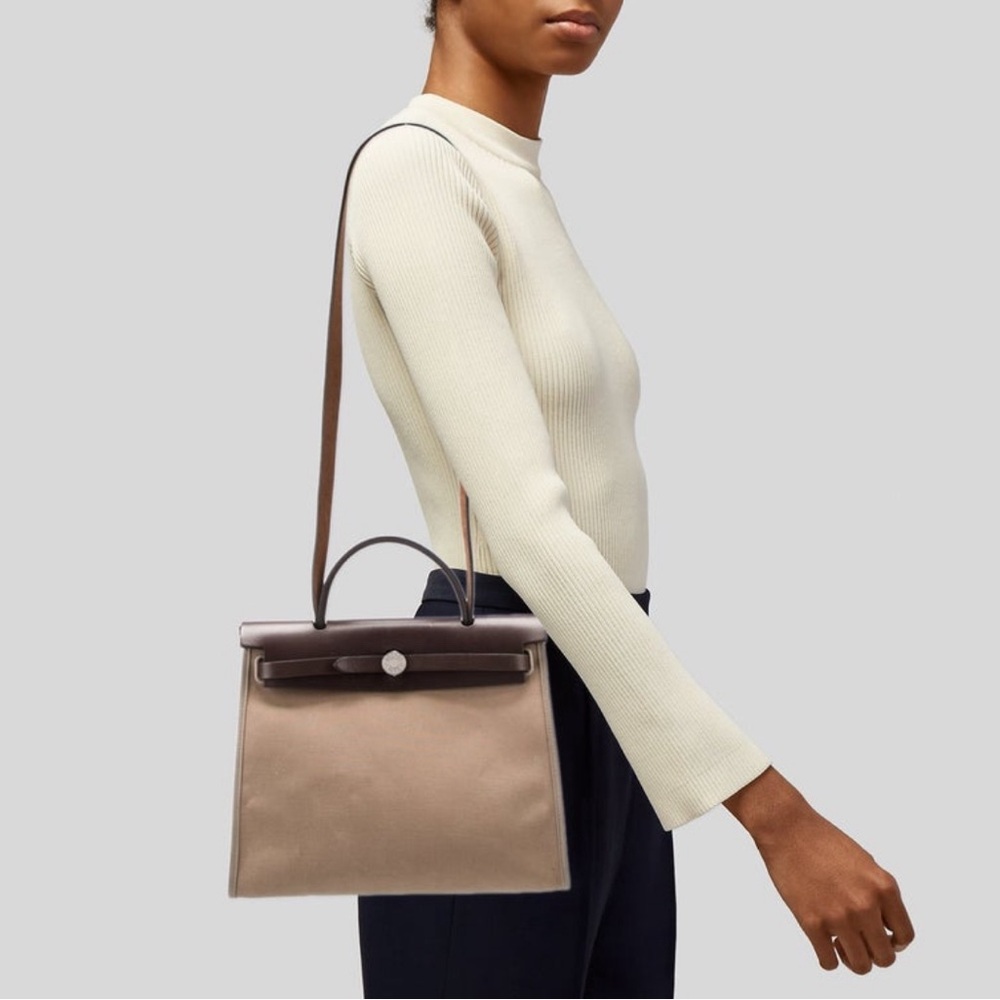 ❌SOLD❌Auth! Hermes toile etoupe 31 PM Her bag.